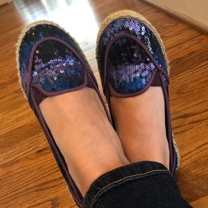 Purple/blue sequenced flats